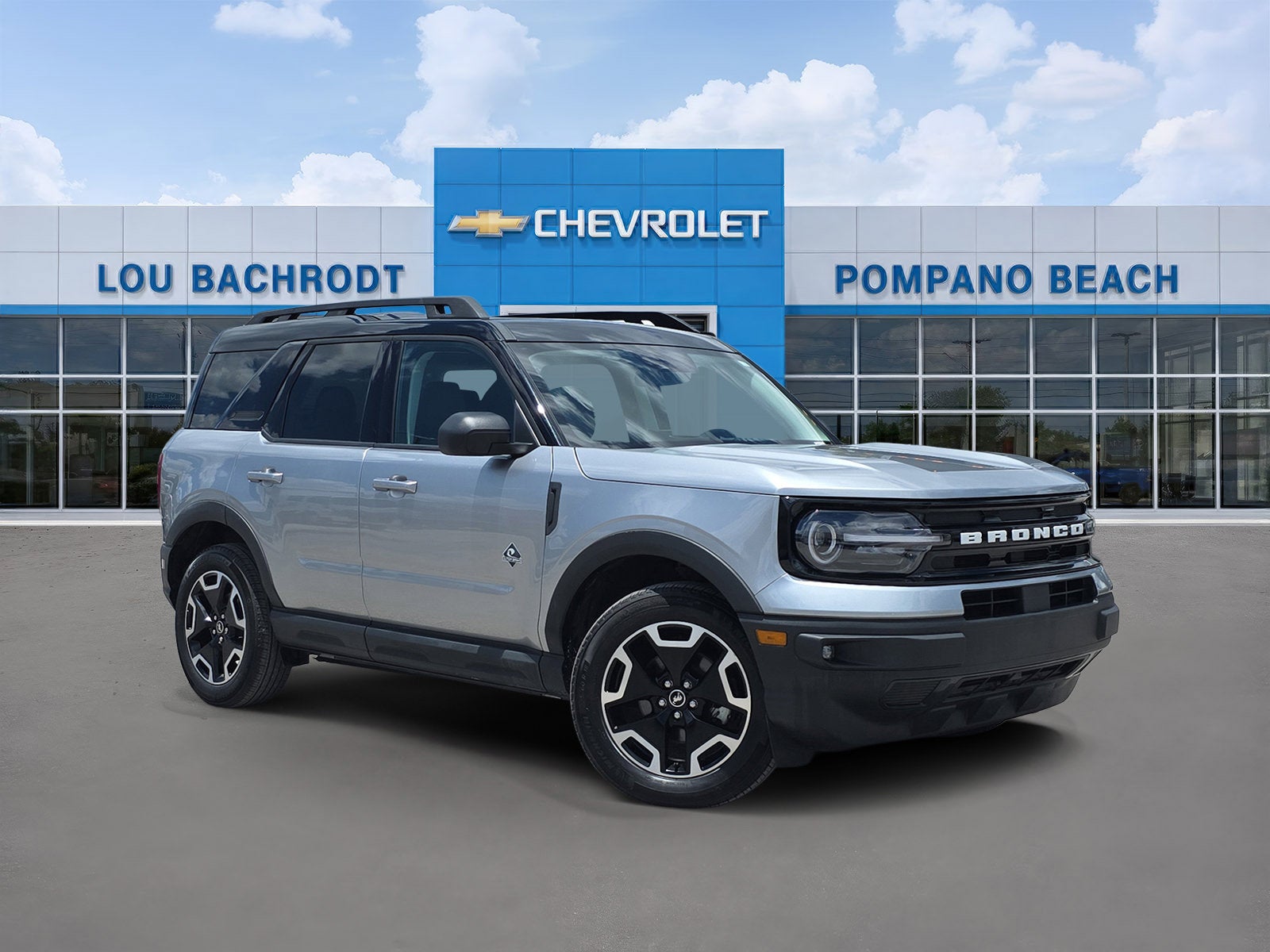 2023 Ford Bronco Sport Outer Banks in Iconic Silver M — front three-quarter view