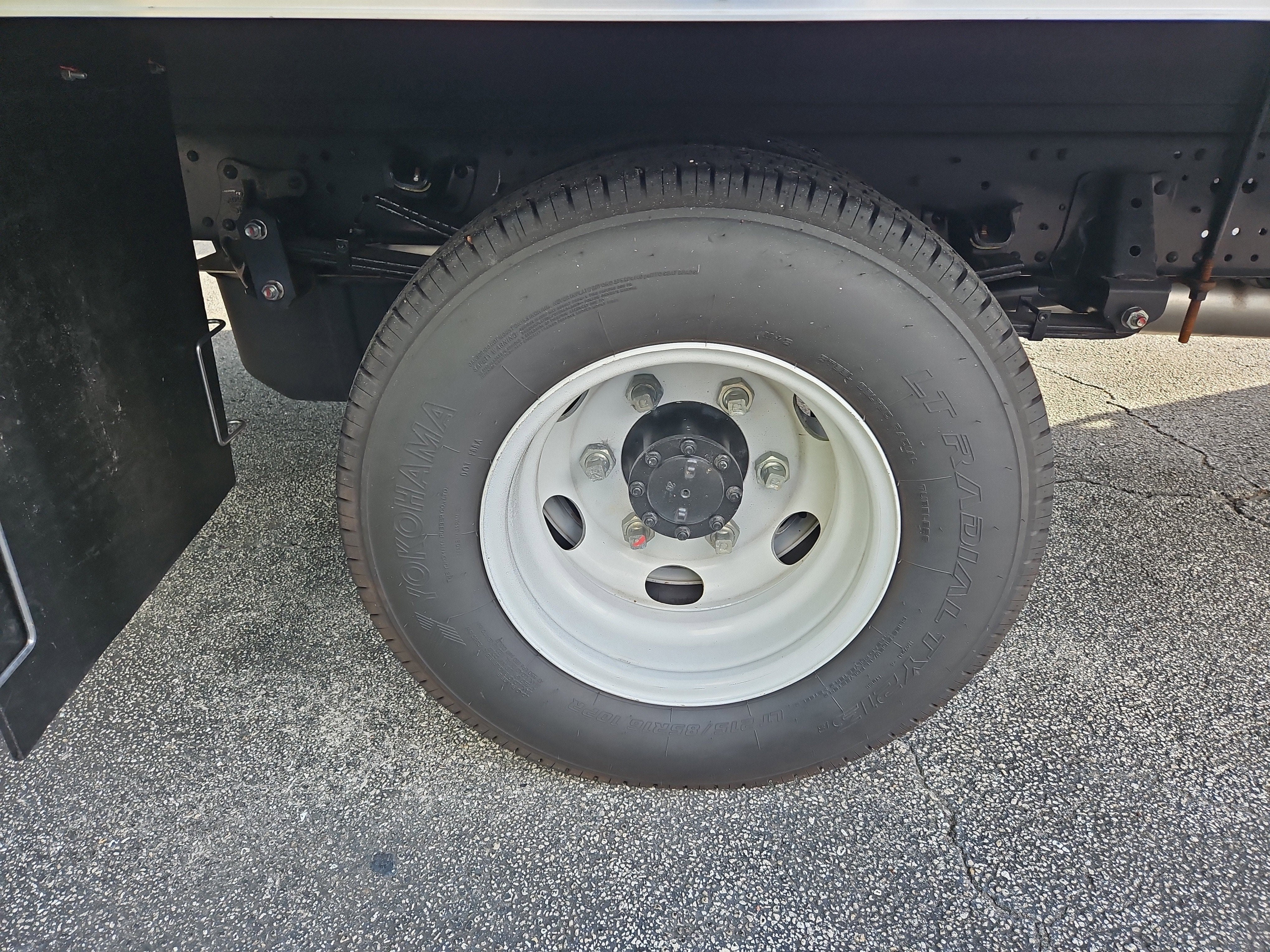 2025 Chevrolet Low Cab Forward 3500 HG — detail view